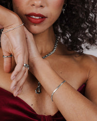 [[Colore:Argento,shopthelook]]