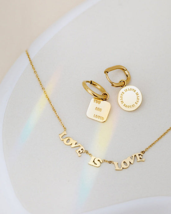 Love is Love Oval Hoop Set Baby Oro