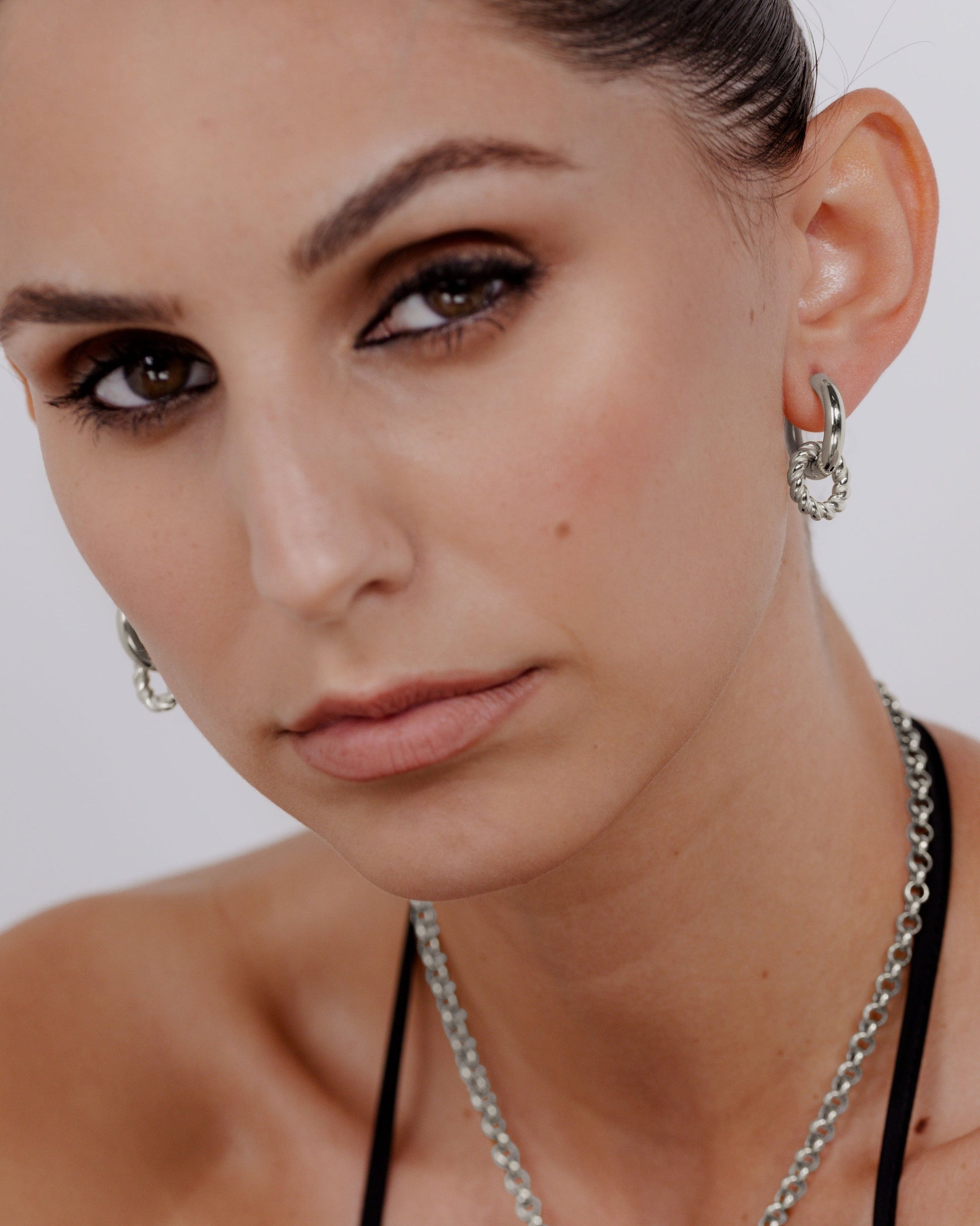 Chunky Twisted Donut Hoop Set Medium Argento