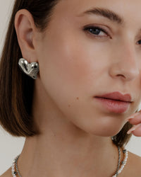 [[Colore:Argento,shopthelook]]