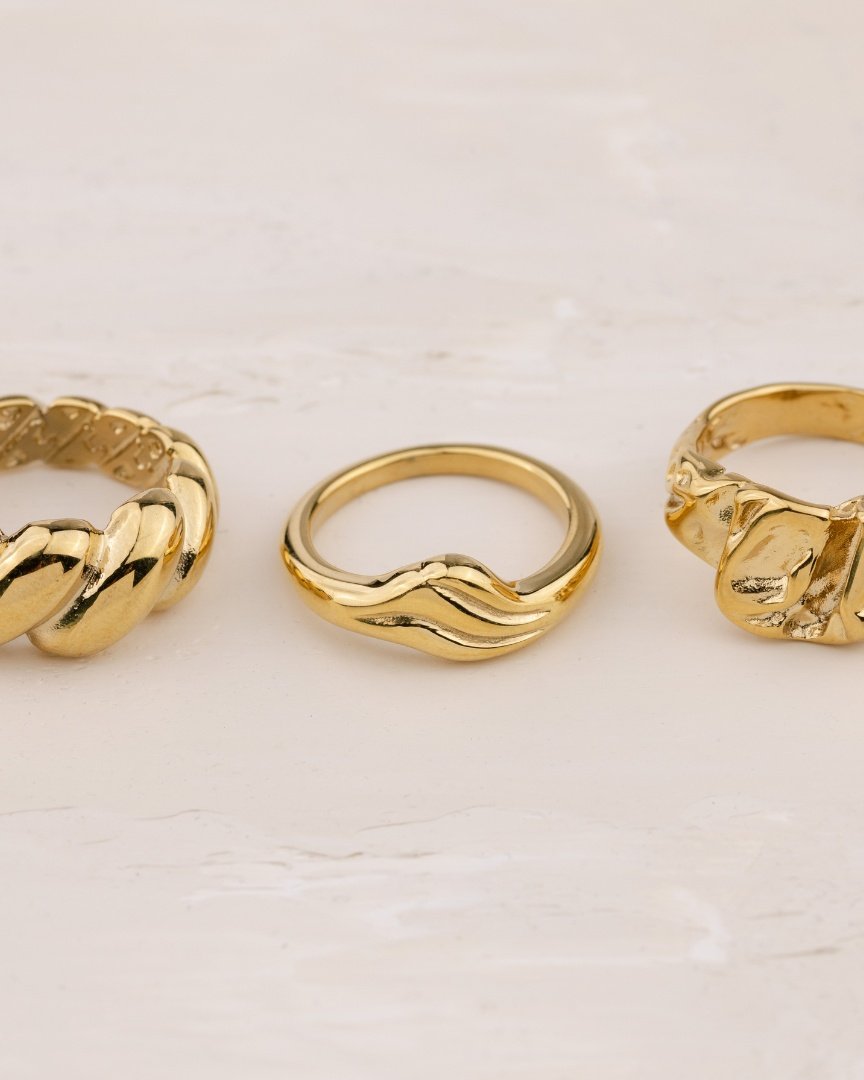 [[Farbe:Gold]]