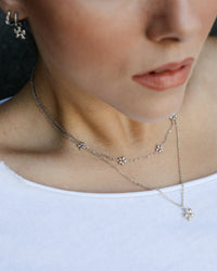 [[Colore:Argento chiaro,shopthelook]]