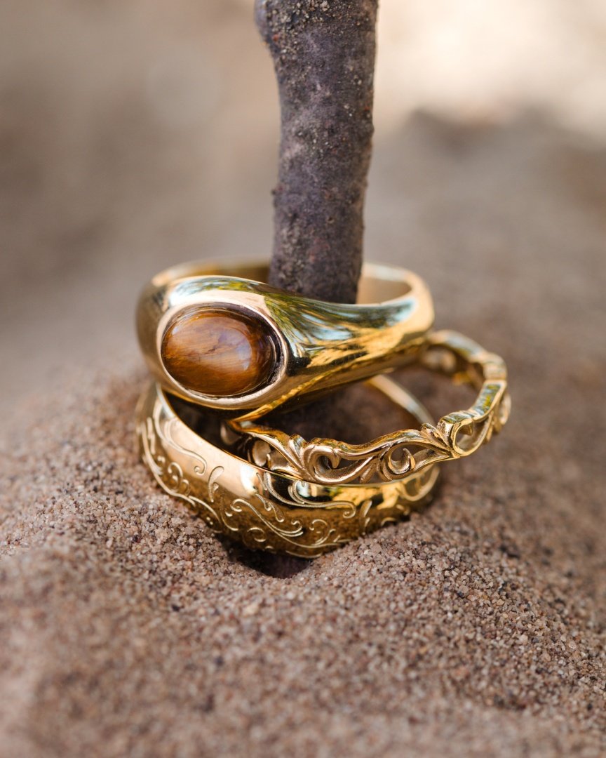 [[Farbe:Gold]]