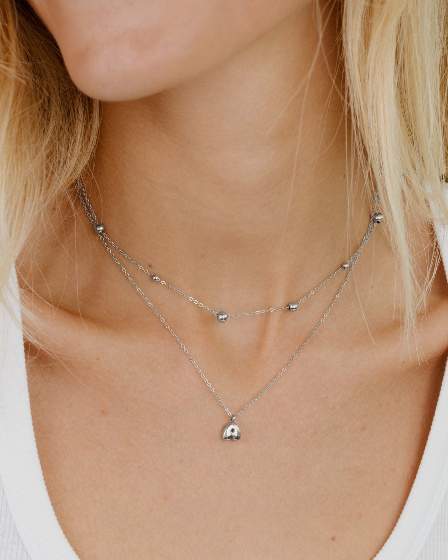 [[Farbe:Silber,shopthelook]]