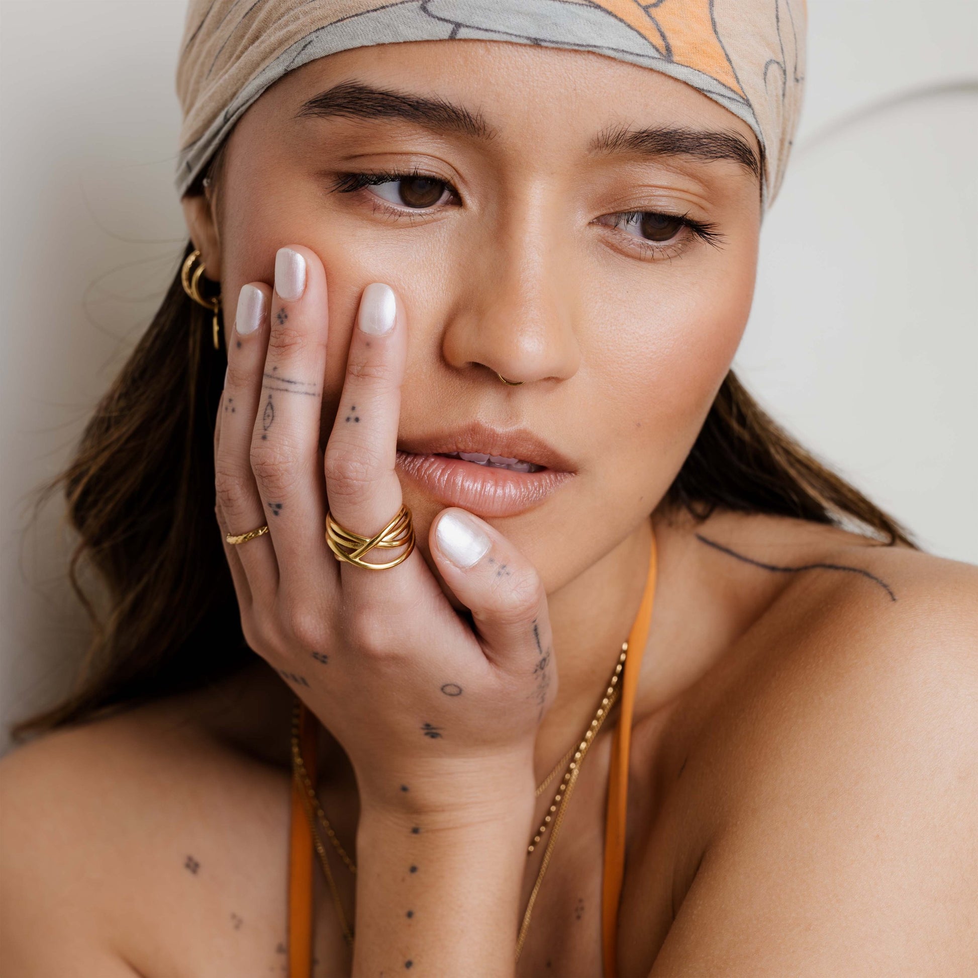 Intertwined Ring Gold