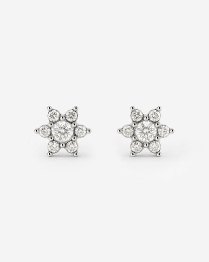 Orecchini a perno con petali bianchi scintillanti Argento