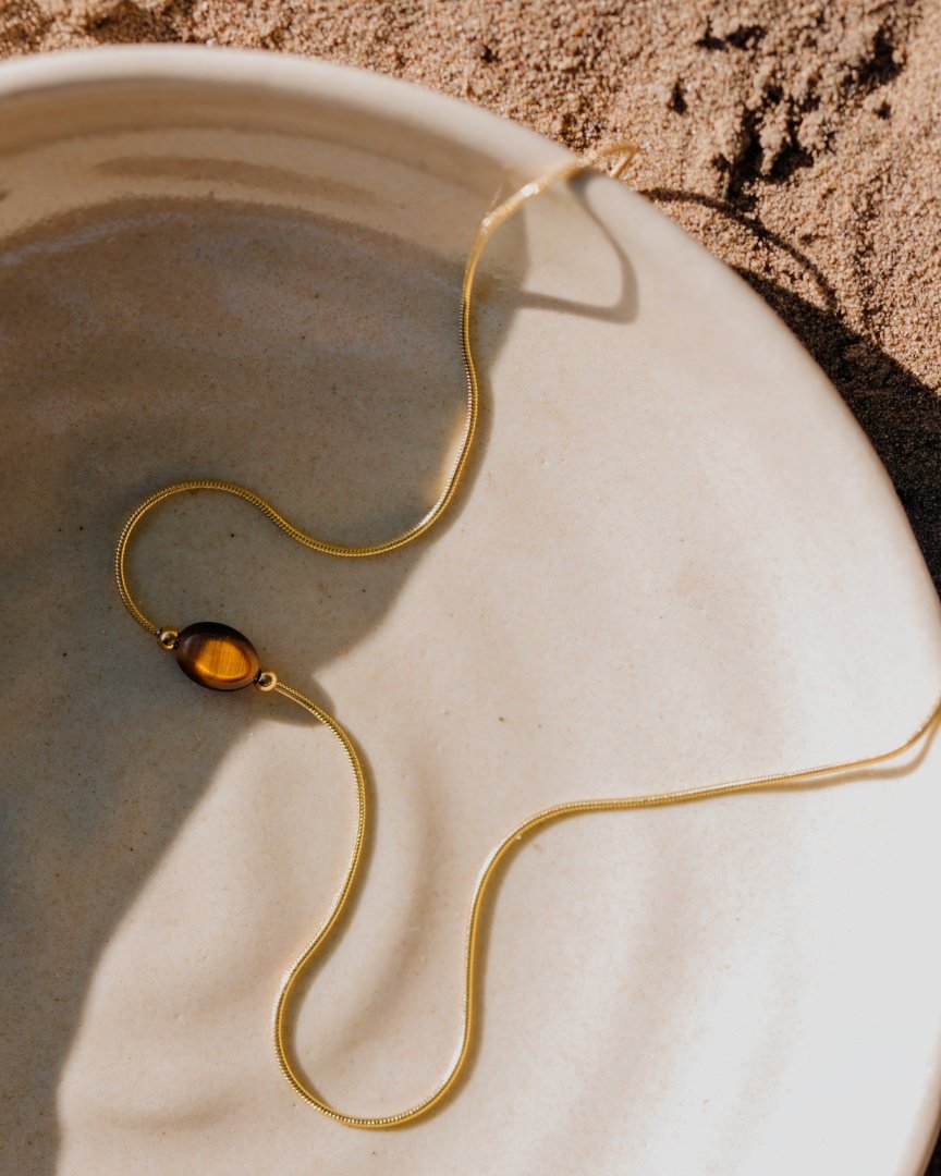 Sunflare Gem Choker Oro
