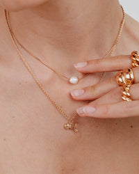 [[Farbe:Roségold,shopthelook]]
