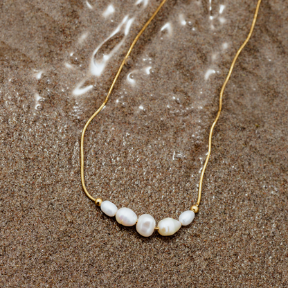 Pearlessence Choker Argento