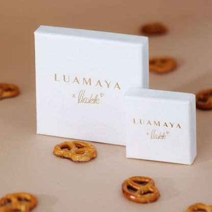 Bedazzle my Pretzel Collana Oro