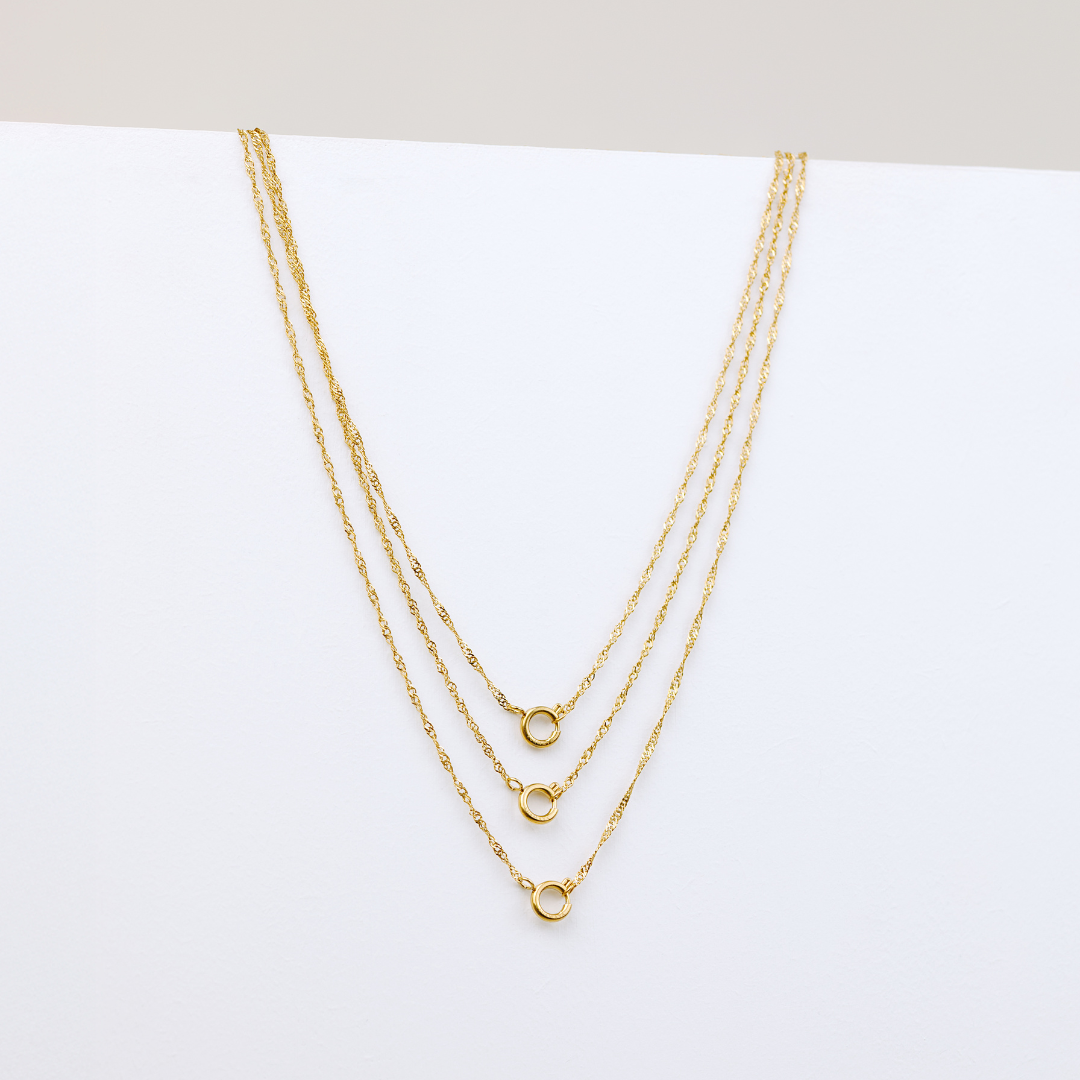 Singapore Chain Charm Necklace Gold