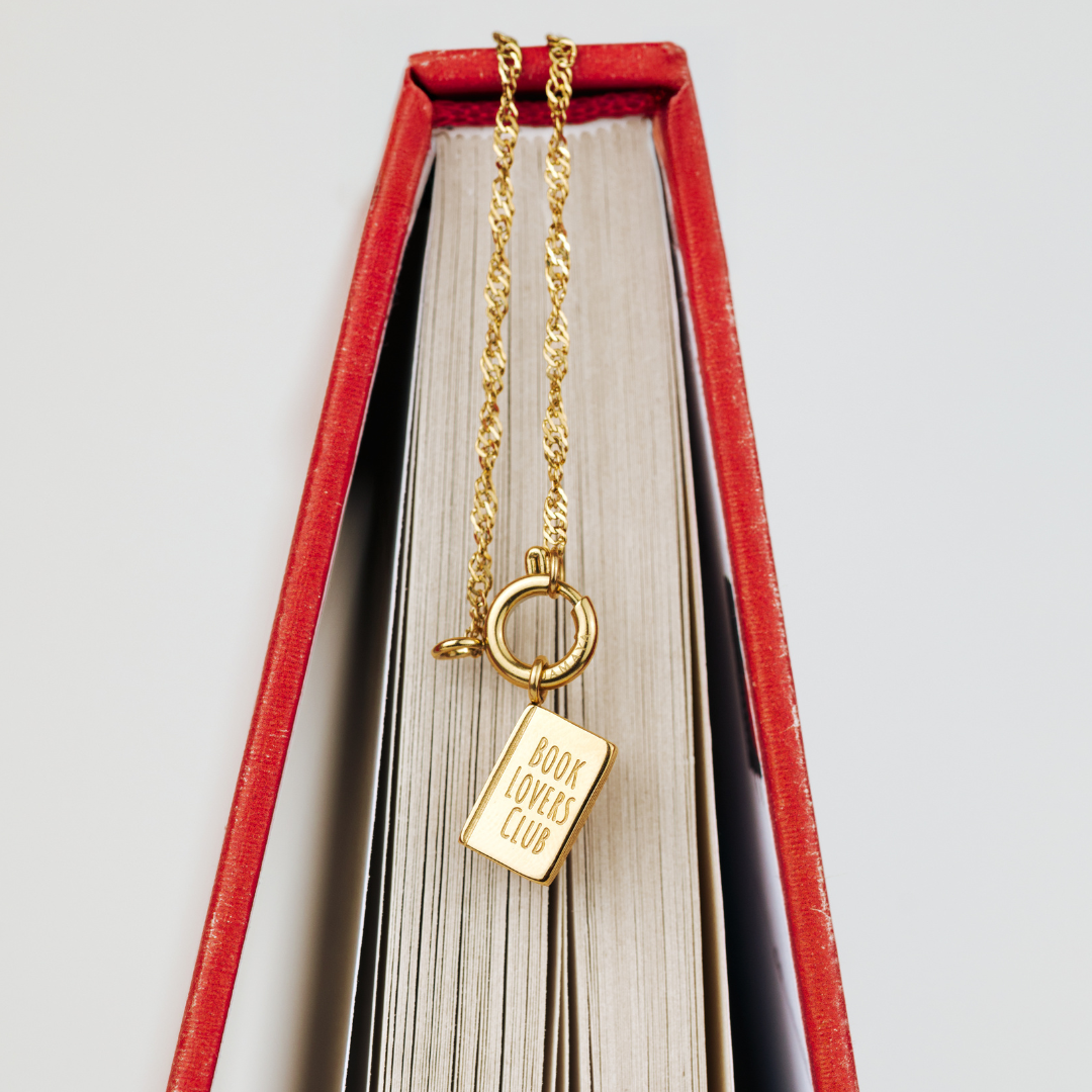 Book Lovers Club Singapore Chain Necklace Set Gold