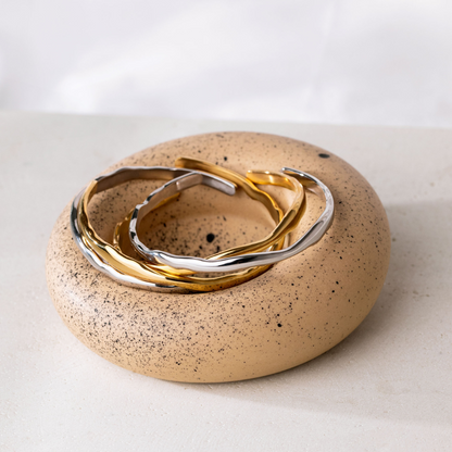 Flowing Bangle Oro