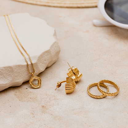 Winding Hoop Studs Oro