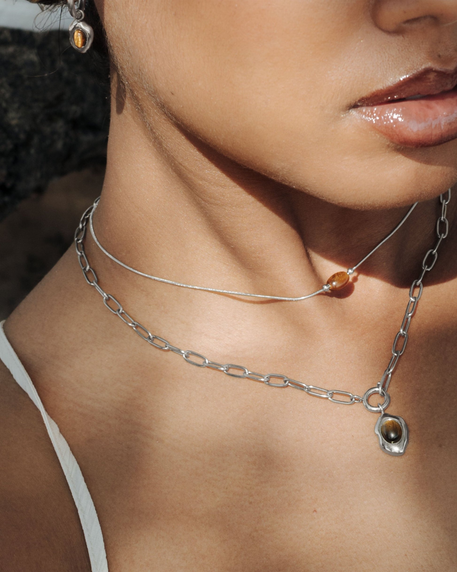 Sunflare Gem Choker Argento