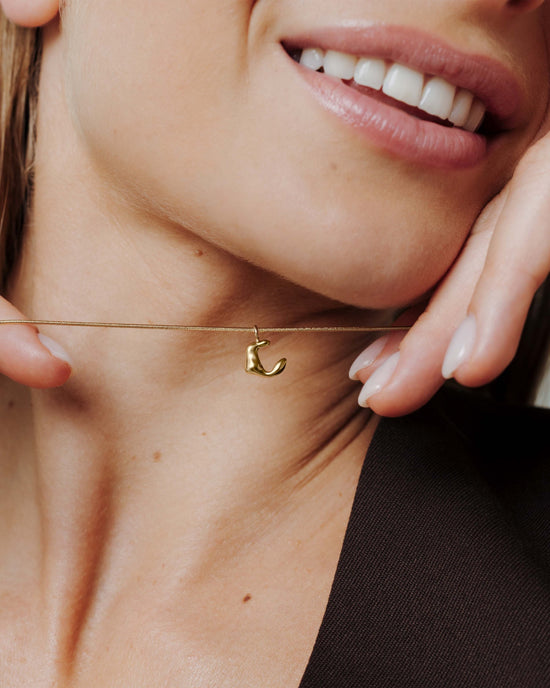 Lunar Leni Choker Oro