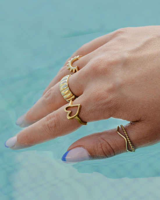 Flowy Heart Anello Oro