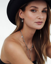 [[Colore:Argento,shopthelook]]