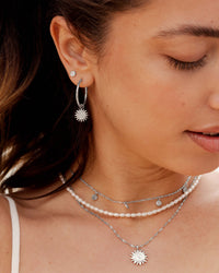 [[Farbe:Silber,shopthelook]]