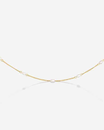 Pearl after Pearl Choker Oro
