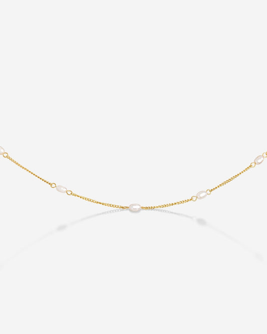 Pearl after Pearl Choker Oro