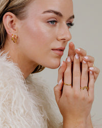 [[Colore:Oro,shopthelook]] lua-283