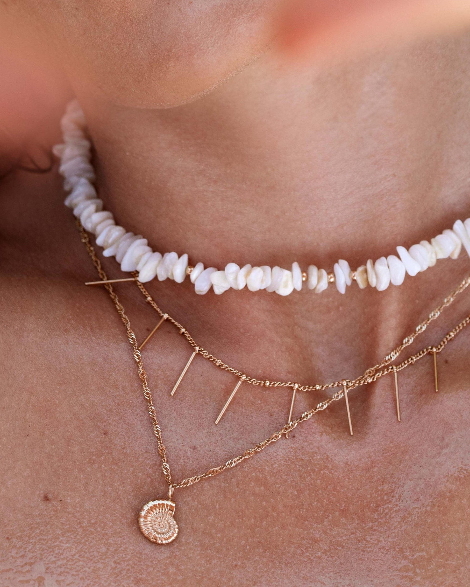 By the Beach Choker Oro Rosa