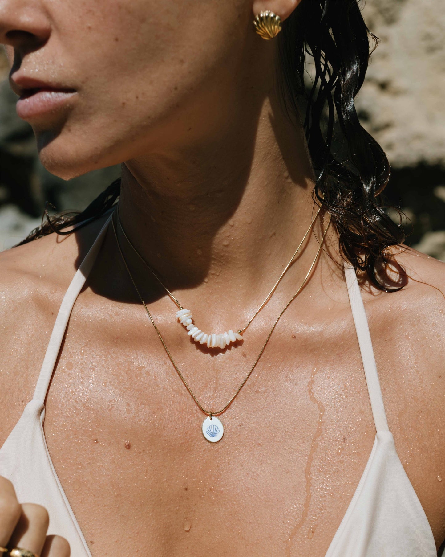 [[Colore:Oro,shopthelook]]