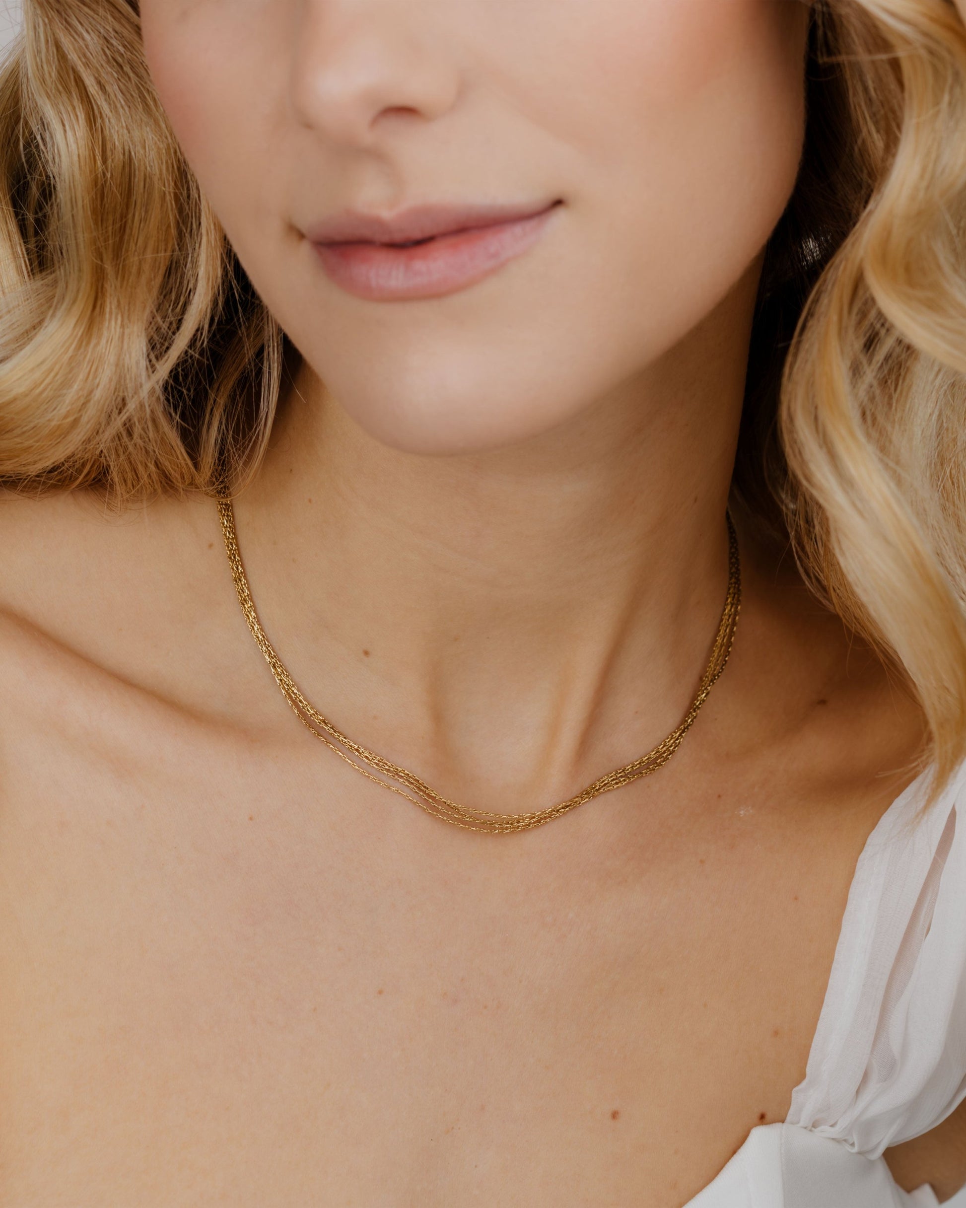 Cascade Layer Collana Oro