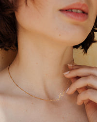 [[Farbe:Roségold,Tragebild]]
