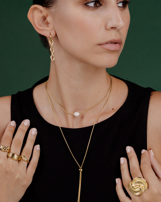 Minimalistic Elegance Necklace Bundle Oro