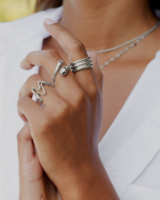 Fluid Motion Anello Argento