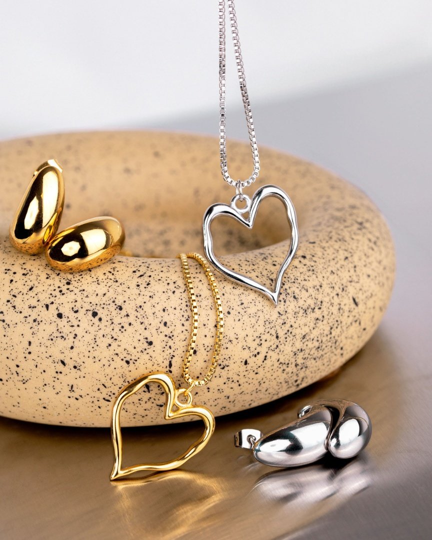 [[Farbe:Gold]]