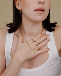 [[Colore:Oro,shopthelook]]