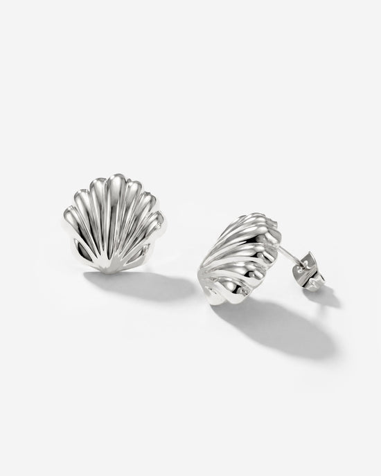 Venus Glow Studs