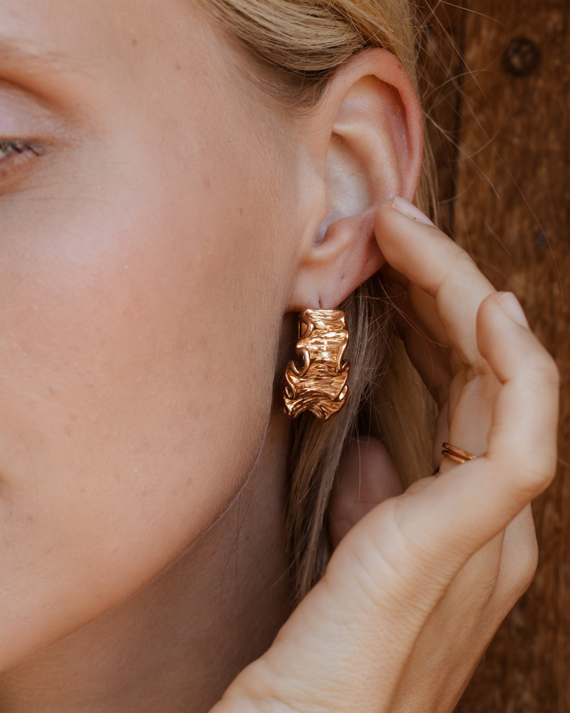 Cute Coral Hoops Oro Rosa