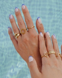 [[Farbe:Gold]]