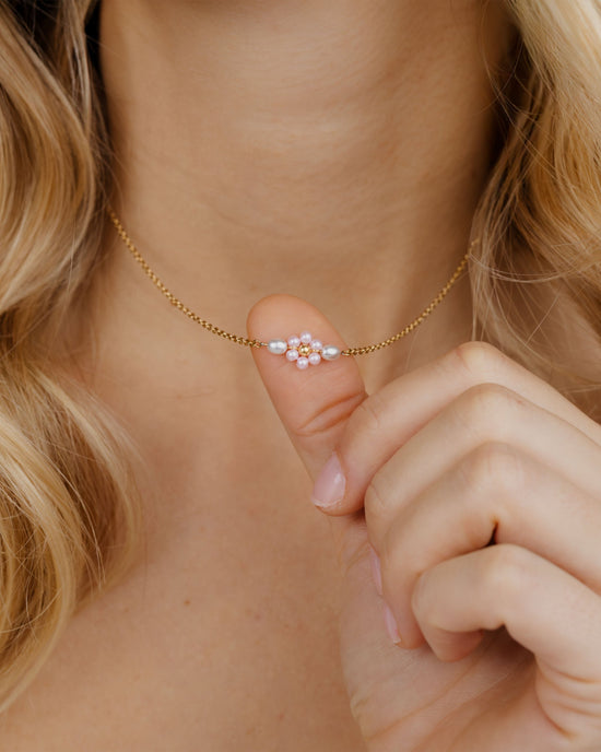 Pretty Pink Daisy Collana Oro