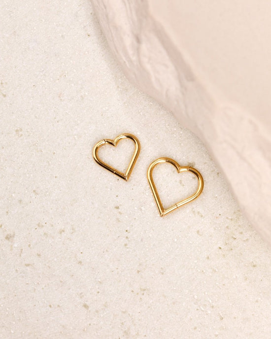 Heartily Piercing Oro