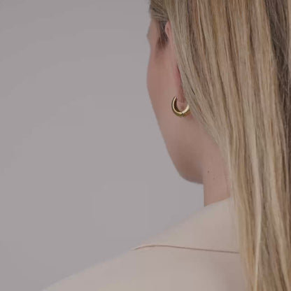 Gilded Curve Hoops Argento