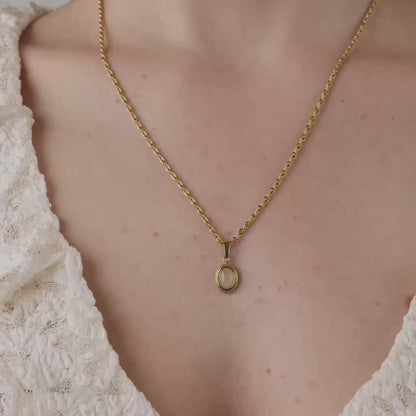 Blush Quartz Collana Oro
