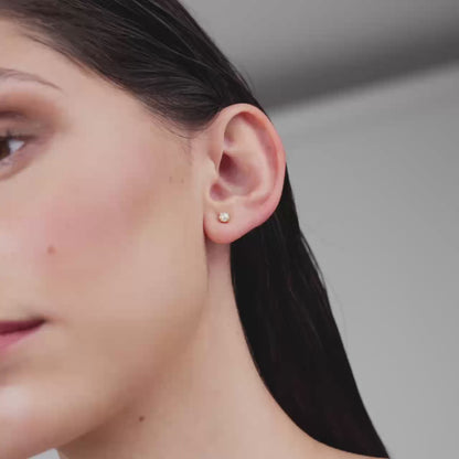 Dream Pearl Studs Gold