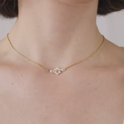 Daisy Choker Oro