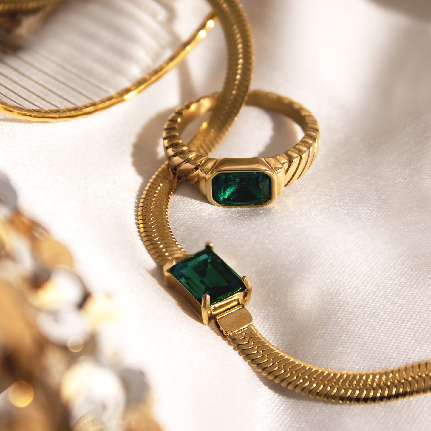 Brilliant Emerald Anello Oro